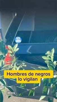 Hombres de negro vigilan su casa luego de grabar un OVNI cerca del área 51 en transmisión en vivo