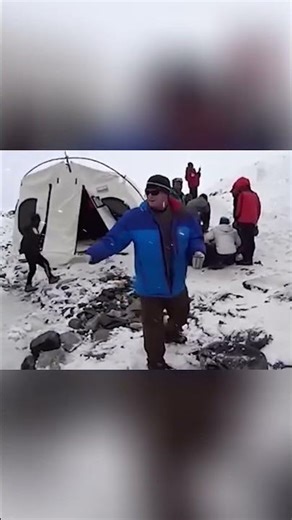 Avalanche Aftermath - Rescue Efforts Amidst Chaos And Loss