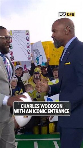 It's great to be a... #michigan #charleswoodson #wolverines #bryceunderwood #cfb