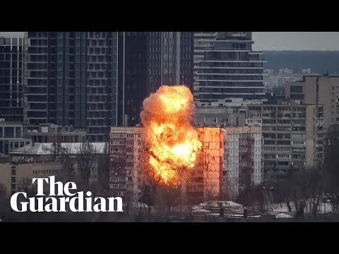 Russia strikes Kyiv before Zelenskyy's meeting with Trump