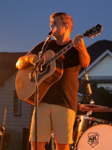 The Chair by George Strait: Live Performance