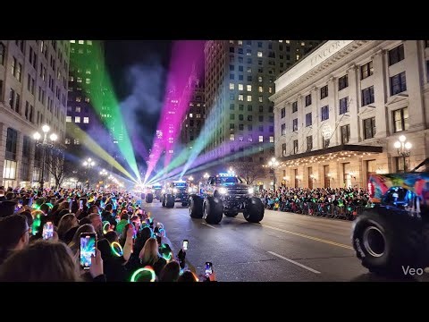Macy's New Year Day Parade 2026 New York City | 4K Spectacular with Giant Balloons & Monster Trucks