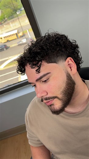 Richard Rios Middle Part Flow Haircut — Best for Straight & Wavy Hair