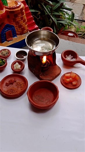 Mini pots cooking channel