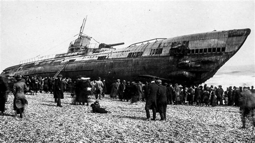 WW1 U-boat washes ashore and turns into a dangerous public spectacle