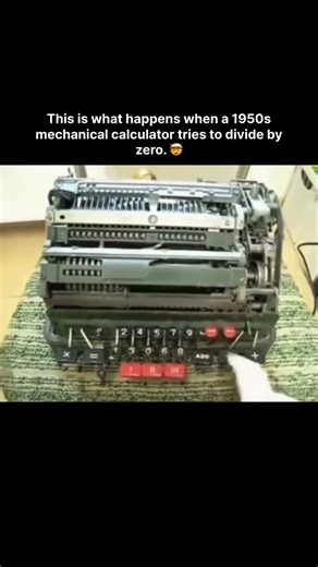 What Happens When An Old Calculator Divides By Zero! 🤯🔢 #shorts