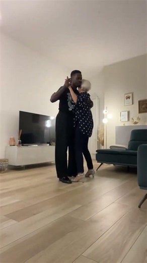 Dance Classes _ 🇮🇹 _ Elevation_ Private Lessons with Dr Kizomba _ Repost-2