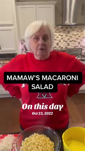Homestyle Macaroni Salad Recipe (Classic dressing)