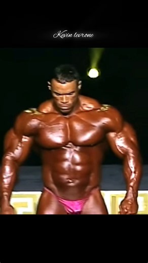 Kevin levrone 🔥 #motivation #trending #fitneess #viralshort #gym #mrolympia #kevin #bodybuilder #fyp