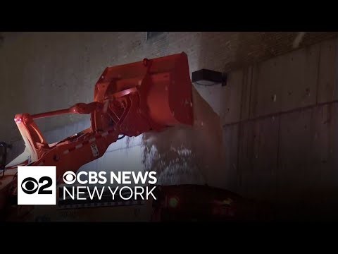 NYC snow plows out in full force as winter storm barrels down | Team Coverage