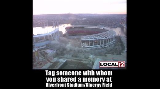 It took just 37 seconds to implode Cinergy Field (Riverfront Stadium) on this date in 2002. Cincinnati Reds Cincinnati Bengals | LOCAL 12, WKRC-TV