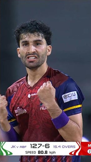 Sufyan Moqim at his MAGICAL best with 4 for 14 in the CPL final! 😮‍💨