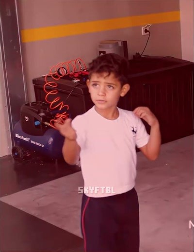 Ronaldo CRASHED his Lamborghini… Junior noticed 😂