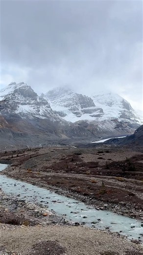 I could stare at this view forever 🏔️📍 Columbia Icefields in Jasper National Park