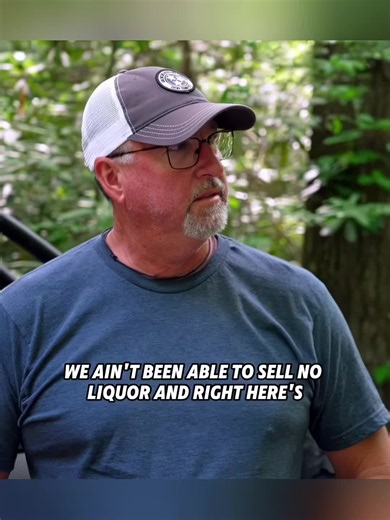 Moonshiners: The Art of Distilling Moonshine & Whiskey