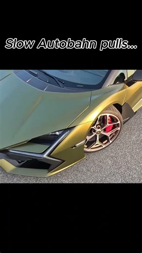 Bugatti Chiron Makes Supercars Look SLOW on the Autobahn | Top Speed Comparison