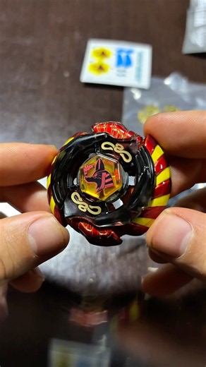 Why this Beyblade is so WEAK???? 😱 #beyblade #viral