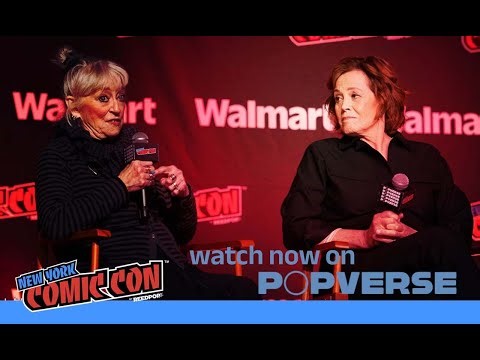 Alien stars Sigourney Weaver and Veronica Cartwright reunite | NYCC