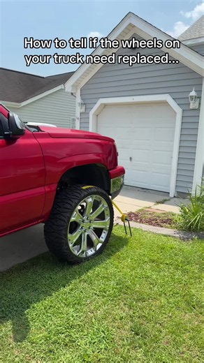 This is the way you can do it for your truck #trucks #chevy #ford #squattedtrucks