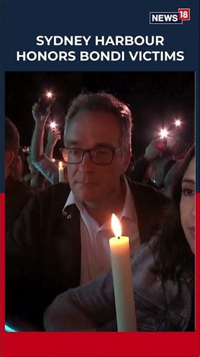 Sydney Harbour Honours Bondi Beach Victims With A Minute's Silence | #bondibeach