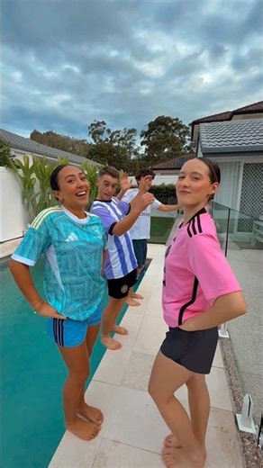 WE CAN’ BELIEVE WE JUST HIT 28M FAMILY MEMBERS! 🥹😭🥰