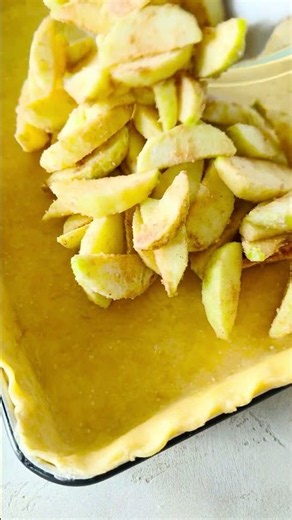 Caramel Apple Slab Pie