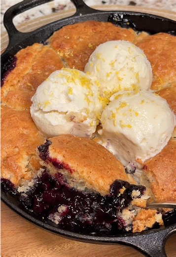 Delicious Lemon Blueberry Cobbler Recipe for Spring
