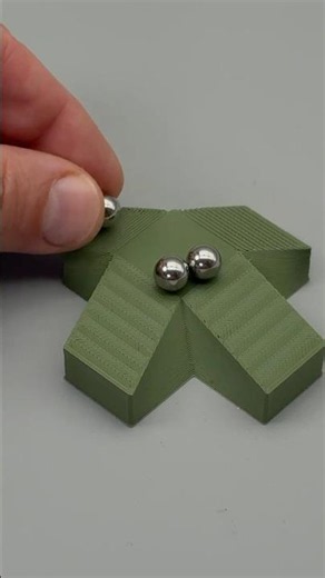 3D Printed Illusion That Breaks the Laws of Physics!⚡