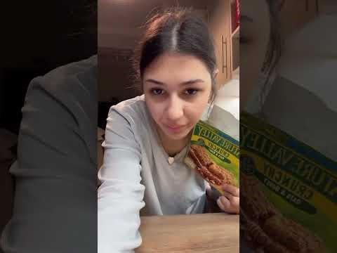 How are you, my friends? I'm happy to be spending my day with you.😍😍