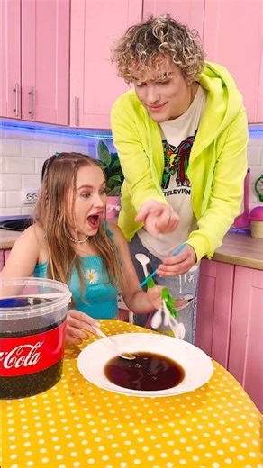 How to Pour Cola the RIGHT Way 😱