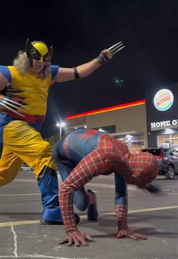 Spider-Man vs Wolverine? Let the Bodies hit the floor! @Jerry Ginn @gunthertube #dance #batman #metal #rage #hulk