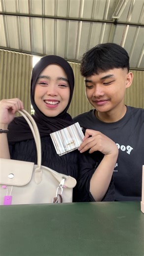 Mutia Senang Dapat Tas dan Rekomendasi Terbaik!