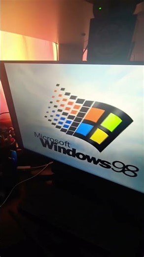 Windows 11 - Windows 1.0