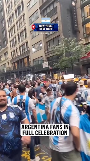 Shirts in the air🇦🇷🎉🇦🇷#argentina #messi #argentinafootball #shorts #worldcup2026 #fyp #party