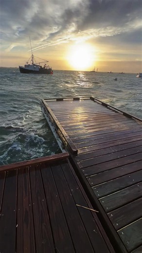 I used to hate this song when I was younger. I thought of all my friends that I had lost to the North Atlantic. Some drowned. But some also went down with their boats. Every time we have stormy days. I pray for all the fisherman who are still out there. Trying to make their way back to Port.