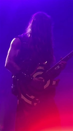 Ending solo on “Ozzy’s Song”. Zakk closing it out with pure emotion on stage. OZZY FOREVER • SDMF