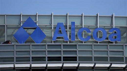What caused Alcoa's Q2 earnings miss?