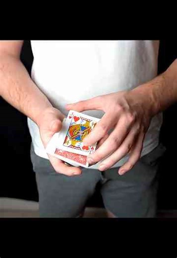 This easy card trick is smarter than it looks