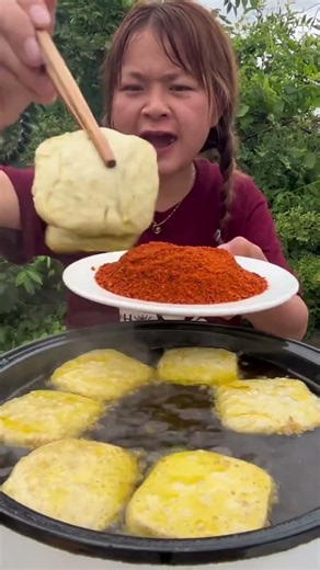 asmr people eating spicy food | people eating asmr spicy food #eating #mukbang #Shorts #yummy #food