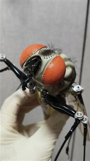 Is this a real fly? 🤯 Bionic Mechanical Robot Fly