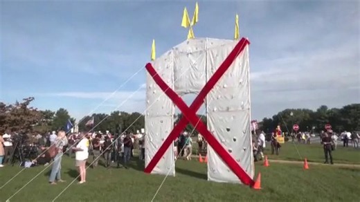 Trump-proposed arch near Arlington Cemetery sparks protests