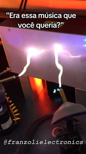 Era essa música que você queria?