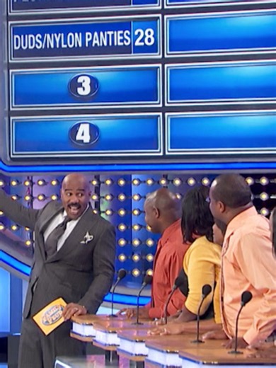 Who's gonna tell him 😅 #FamilyFeud, weeknights at 11p on Game Show Network! #steveharvey #gameshows