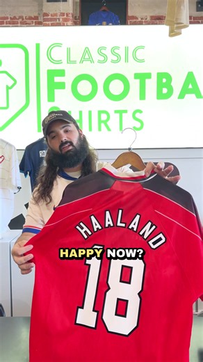 It can’t always be PSG, someone’s gotta hold it down with Nottingham Forest 🤣🤣 The Champions League is back! Whatever team you’re supporting, we’ve got the shirts 🤝 #ucl #championsleague