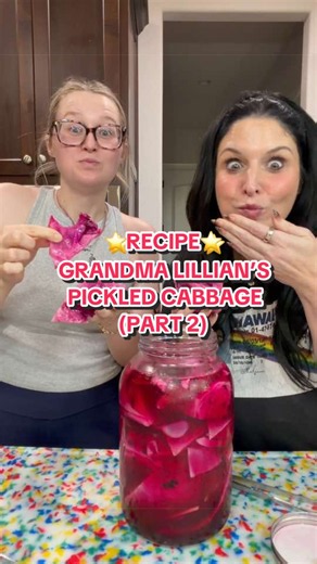 🥬 GRANDMA LILLIAN’S GARLICKY PICKLED RED CABBAGE #2 🧄 📝 INGREDIENTS • 3 small to medium red cabbages, cut into wedges • 12 garlic cloves, peeled and lightly smashed 🧄 • 4 bay leaves • 2 tablespoons whole peppercorns • 3 tablespoons kosher sea salt, plus extra for soaking • 3 tablespoons sugar • Apple cider vinegar • Filtered water 💧 • Fresh dill and parsley sprigs 🌿 👩🏻‍🍳 LET’S MAKE IT 1️⃣ Boil the filtered water, then let it cool. 2️⃣ Remove any damaged outer cabbage leaves and cut the 