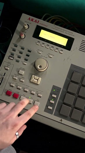 found this jazz beauty | MPC 2000 beatmaking