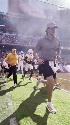 Tennessee football vs Arkansas score updates, scoreless after first quarter