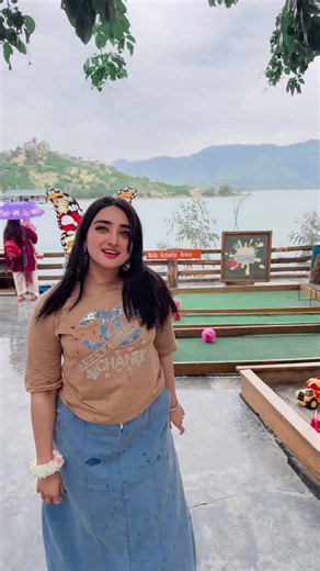 Dimple Parri's Viral Video: Don't Miss the End! 😝