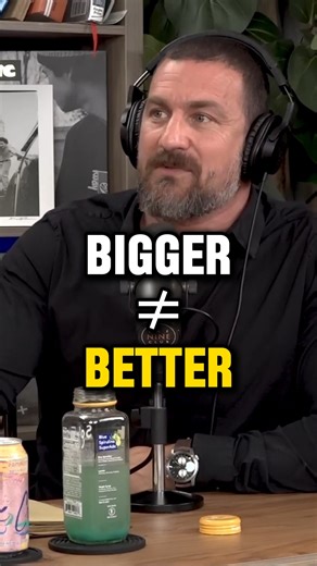 Huberman Protocols on Instagram: "Why Bigger Isn’t Always Better | Dr. Andrew Huberman & Chris Roberts Bigger isn’t always better. Dr. Andrew Huberman explains the hidden trade-off between size, health, and longevity. This reel from The Nine Club With Chris Roberts “Andrew Huberman | The Nine Club With Chris Roberts - Episode 199”."