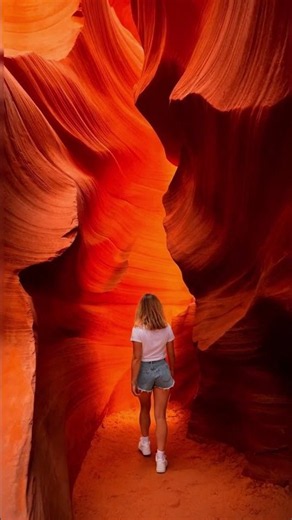 Antelope Canyon Looks Like Another World 🌎 #travel